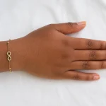 Bracelet Infini - bracelet acier inoxydable 316 plaqué or 18 carats avec revêtement pvd 2