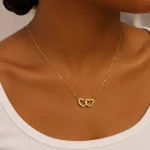 Collier Double Cœurs Entrelacés - collier femme en acier inoxydable 304 plaqué or 18 carats 2